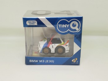 Tiny Q #04 BMW E30 Mr. Juice